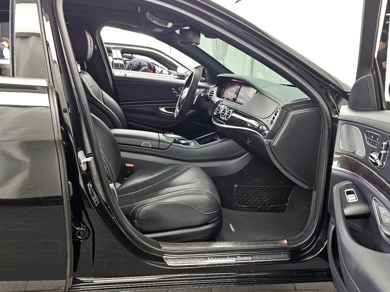 2016 Mercedes-Benz S-Class S400L 4MATIC photo 11