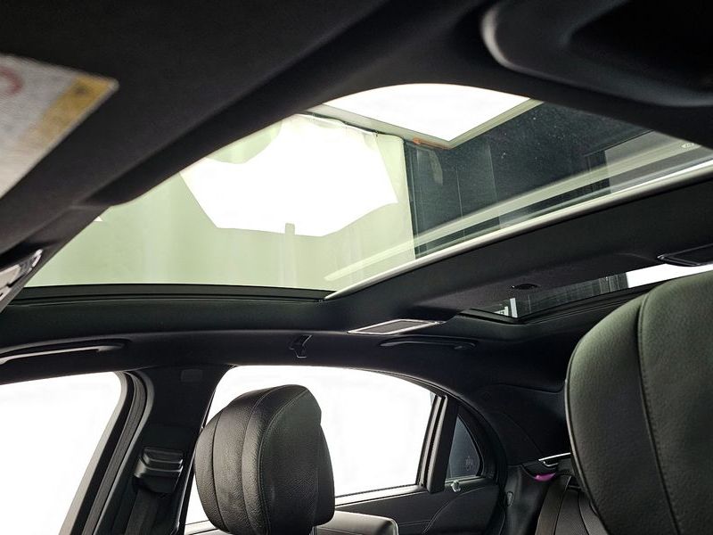 2016 Mercedes-Benz S-Class S400L 4MATIC photo 18
