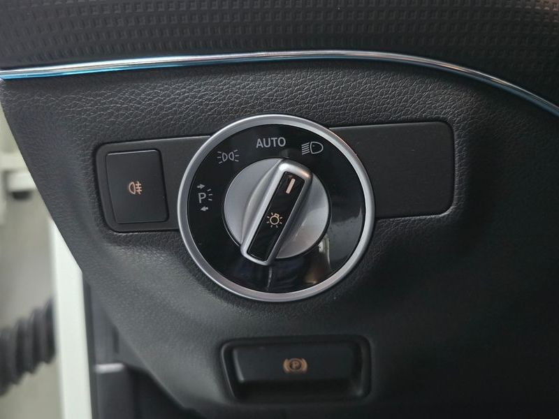 2015 Mercedes-Benz A-Class A180 CDI Style photo 18