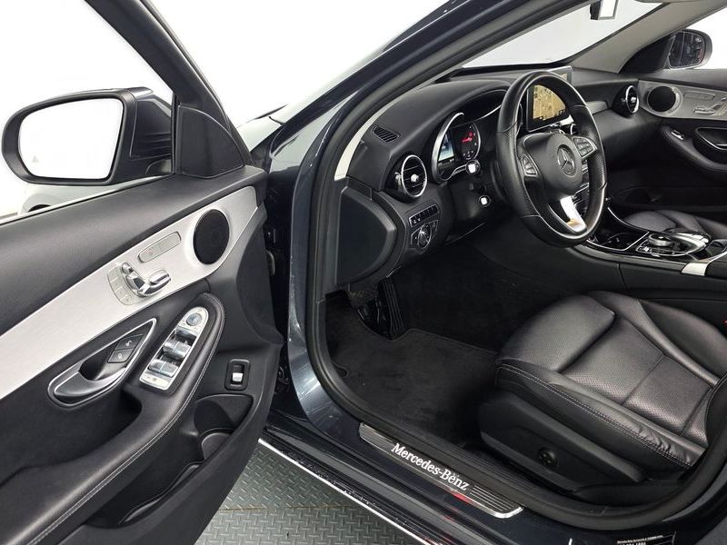2016 Mercedes-Benz C-Class C220 d Avantgarde photo 10