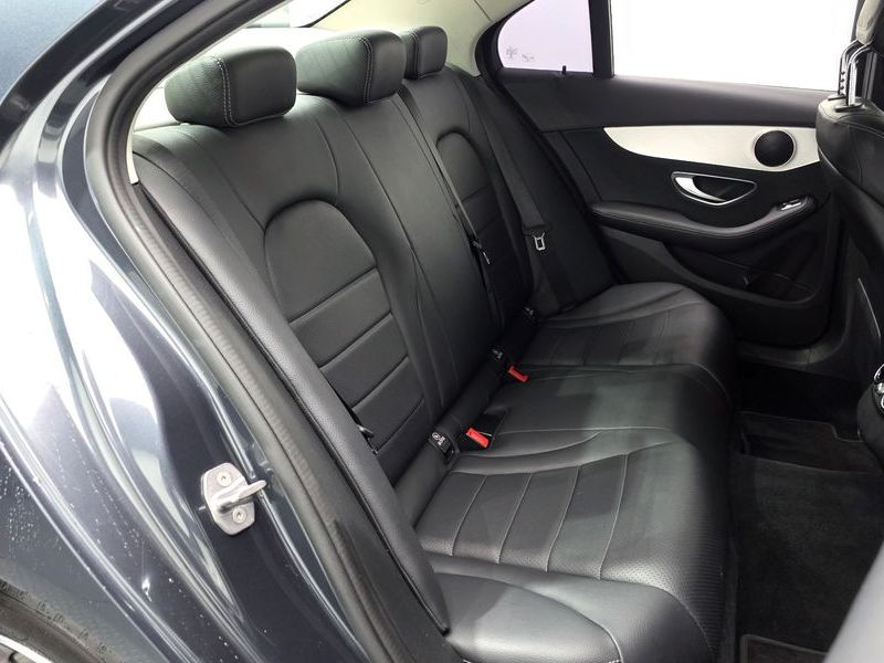 2016 Mercedes-Benz C-Class C220 d Avantgarde photo 11