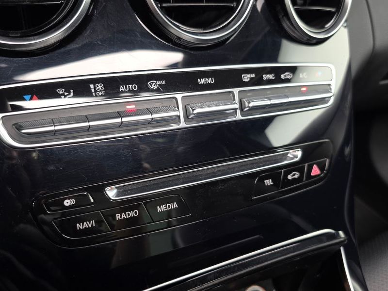 2016 Mercedes-Benz C-Class C220 d Avantgarde photo 16