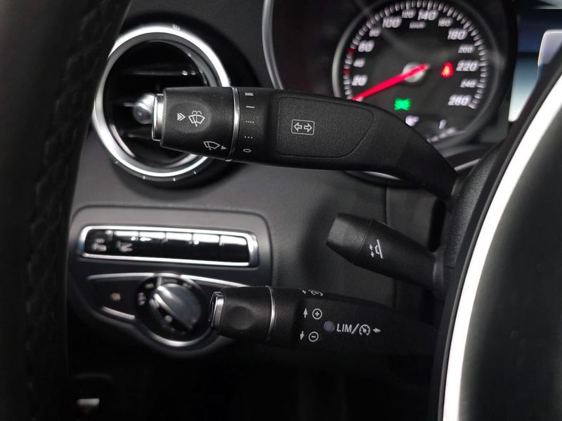 2016 Mercedes-Benz C-Class C220 d Avantgarde photo 18