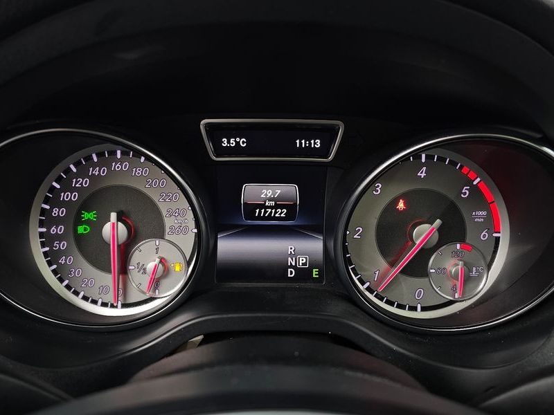 2015 Mercedes-Benz A-Class GLA200 CDI photo 7