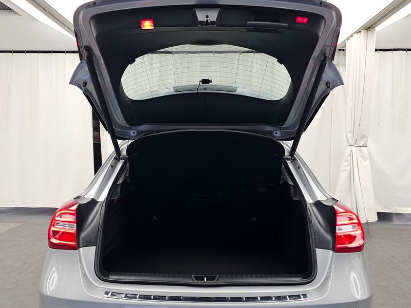 2015 Mercedes-Benz A-Class GLA200 CDI photo 19