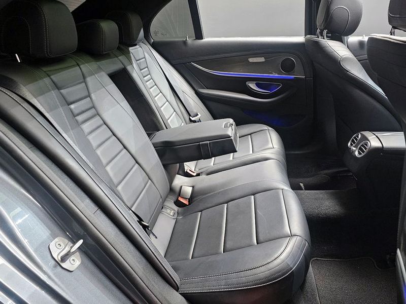 2017 Mercedes-Benz E-Class E300 4MATIC AMG Line photo 12