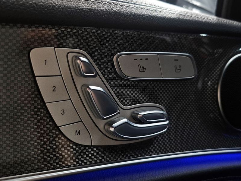 2017 Mercedes-Benz E-Class E300 4MATIC AMG Line photo 27
