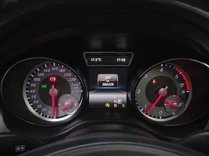2015 Mercedes-Benz A-Class CLA200 CDI photo 8