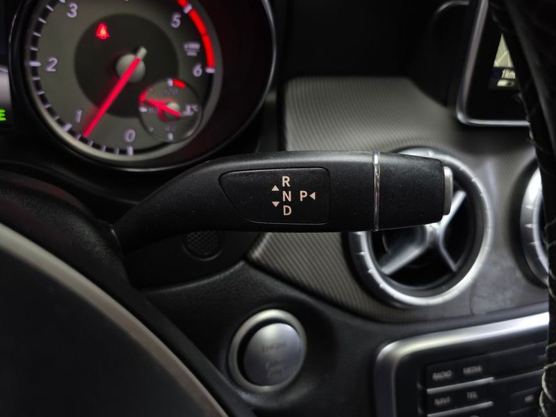 2015 Mercedes-Benz A-Class CLA200 CDI photo 9