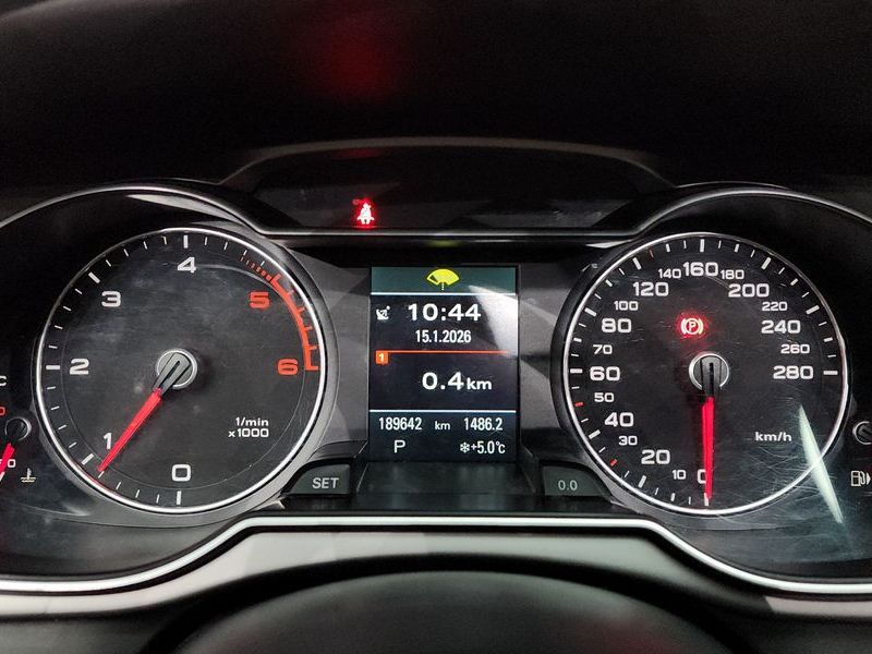 2015 Audi A4 35 TDI Quattro Dynamic B8 photo 8