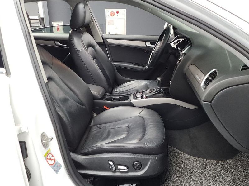 2015 Audi A4 35 TDI Quattro Dynamic B8 photo 11