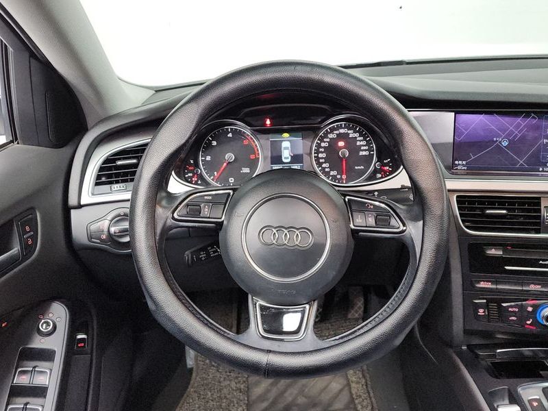2015 Audi A4 35 TDI Quattro Dynamic B8 photo 13