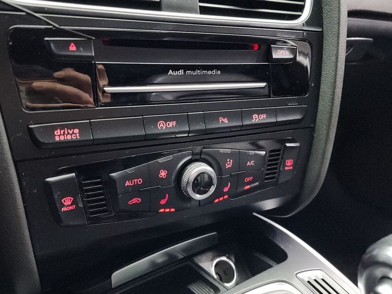 2015 Audi A4 30 TDI Dynamic B8 photo 17