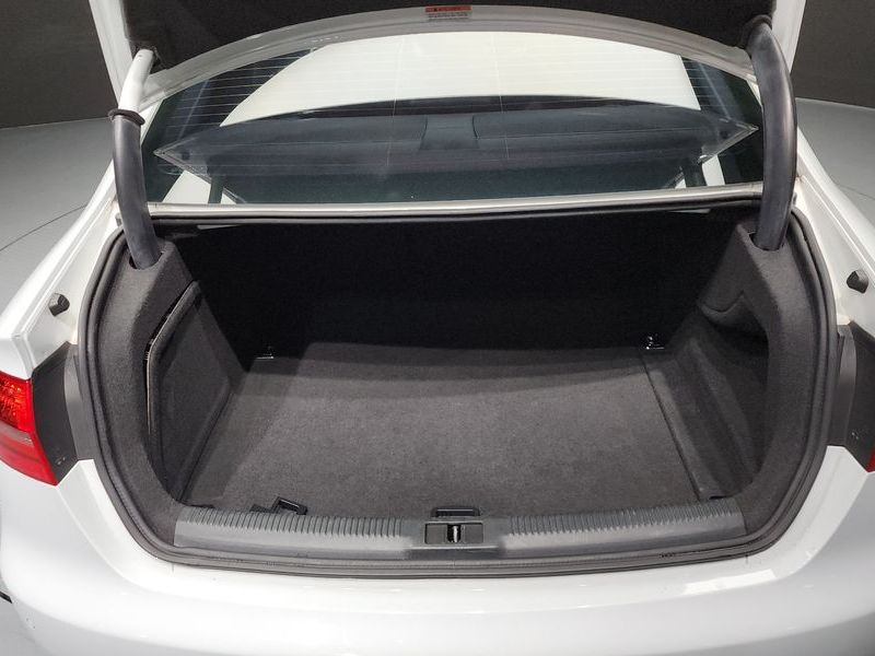 2015 Audi A4 30 TDI Dynamic B8 photo 20
