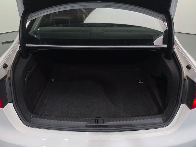 2015 Audi A4 30 TDI Dynamic B8 photo 20