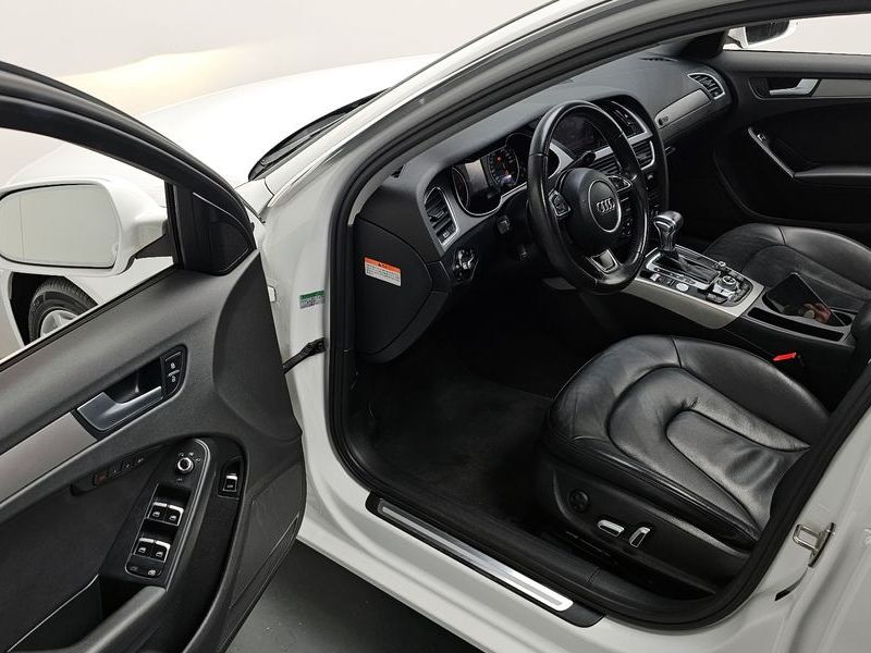 2015 Audi A4 30 TDI Dynamic B8 photo 12