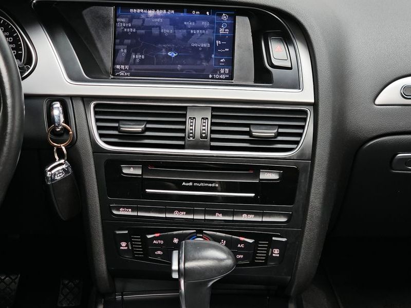 2015 Audi A4 30 TDI Dynamic B8 photo 14