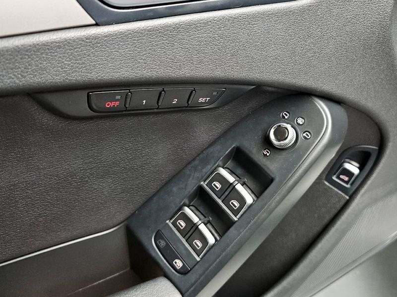 2015 Audi A4 30 TDI Dynamic B8 photo 18