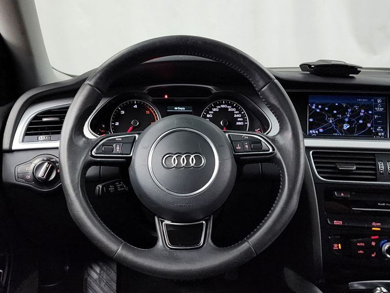 2015 Audi A4 30 TDI Dynamic B8 photo 13