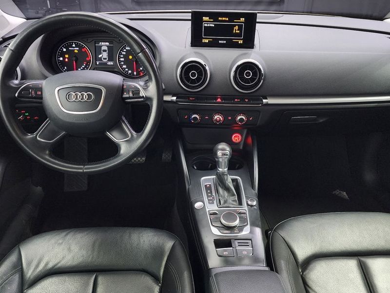 2015 Audi A3 25 TDI Dynamic 8V photo 7