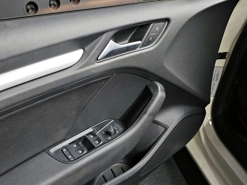 2015 Audi A3 25 TDI 8V photo 13