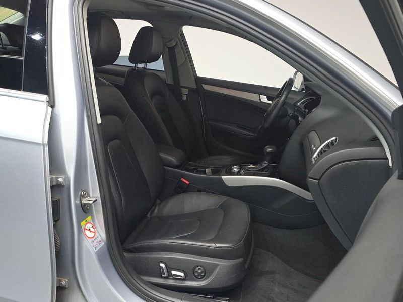 2015 Audi A4 40 TFSI Quattro Dynamic B8 photo 10