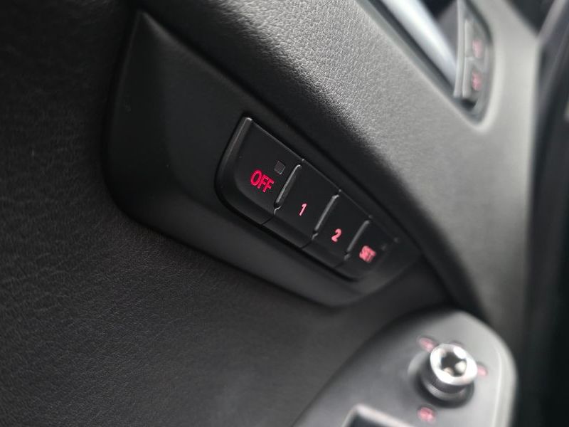 2015 Audi A4 40 TFSI Quattro Dynamic B8 photo 18
