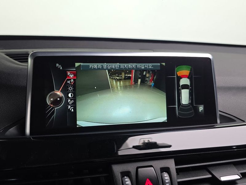 2017 BMW X1 xDrive 18d photo 14