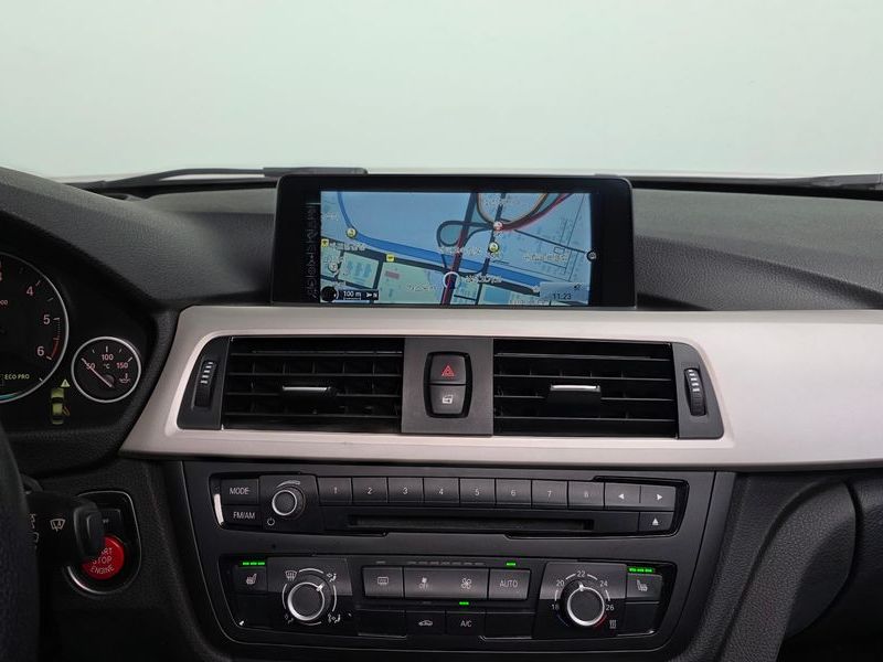 2015 BMW 3 Series 320d ED Edition photo 14