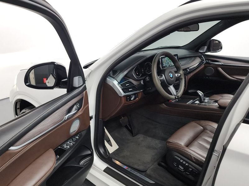 2017 BMW X5 xDrive M50d photo 10