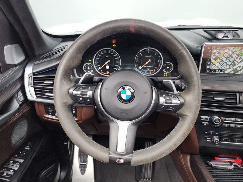 2017 BMW X5 xDrive M50d photo 13