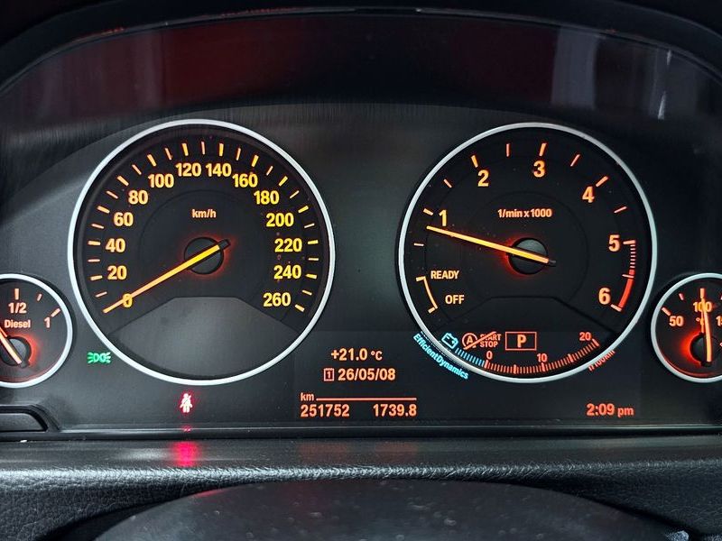 2015 BMW 3 Series GT 320d xDrive photo 8