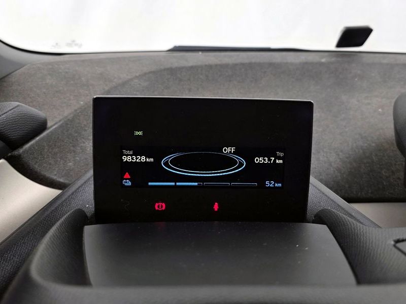 2016 BMW i3 LUX photo 8