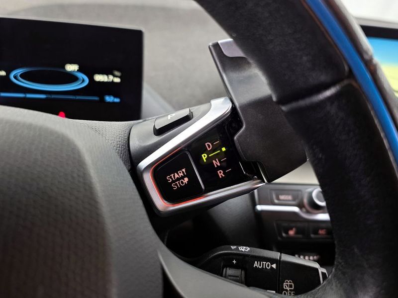 2016 BMW i3 LUX photo 9