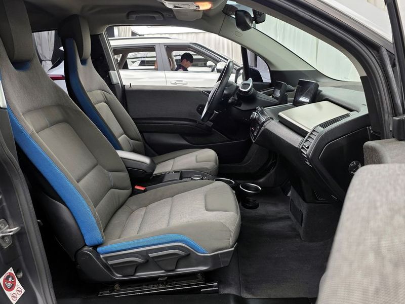 2016 BMW i3 LUX photo 11