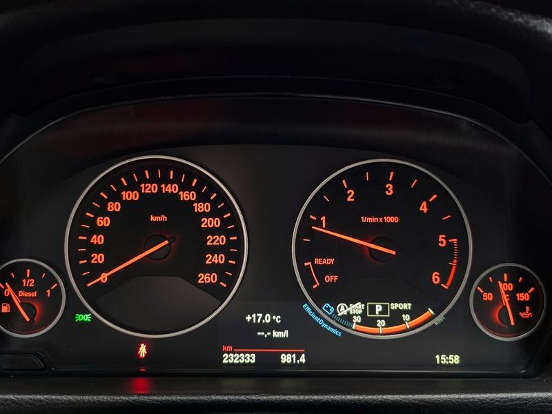 2015 BMW 3 Series 320d photo 8