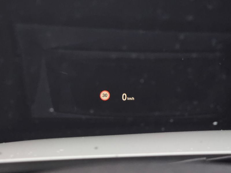 2015 BMW 3 Series 320d photo 15