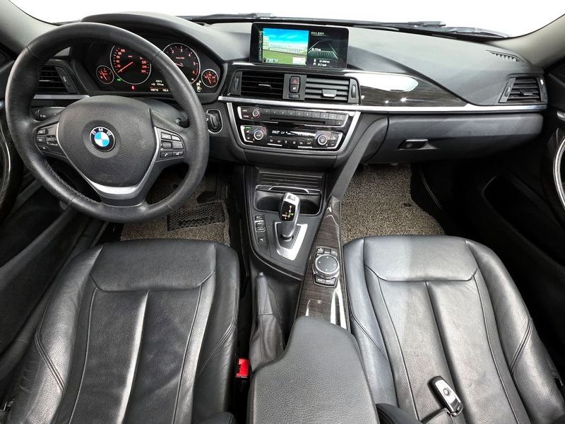 2016 BMW 4 Series 420d Luxury GranCoupe photo 7