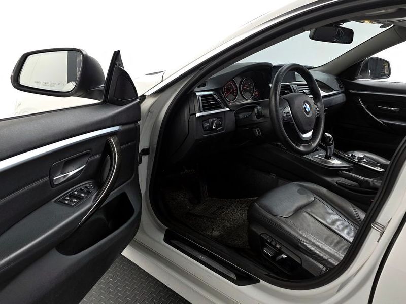 2016 BMW 4 Series 420d Luxury GranCoupe photo 10