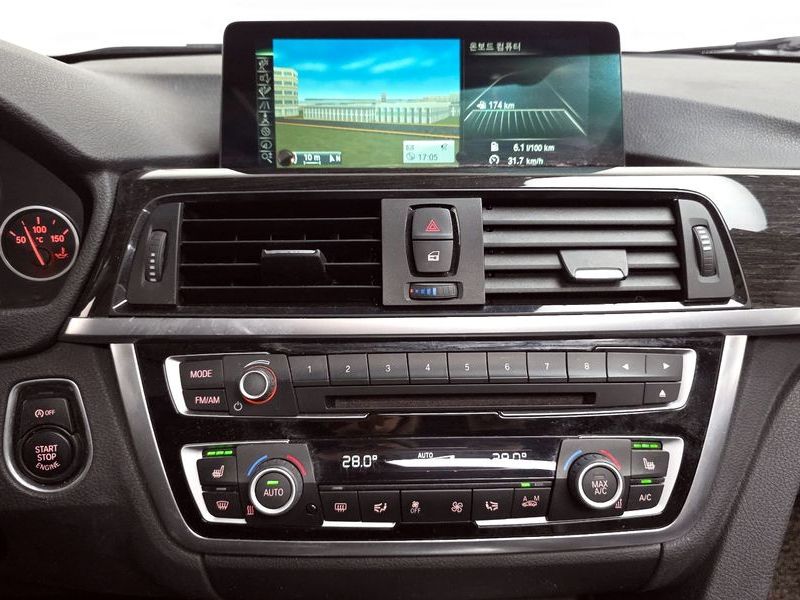 2016 BMW 4 Series 420d Luxury GranCoupe photo 16