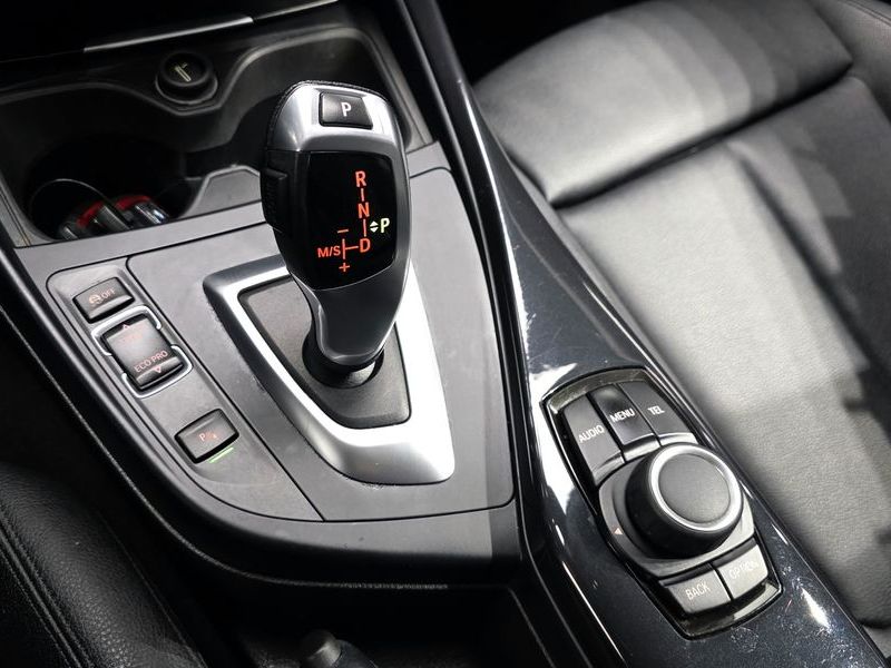 2015 BMW 1시리즈 118d Sport 5Door photo 9