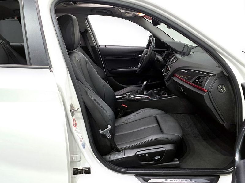 2015 BMW 1시리즈 118d Sport 5Door photo 11