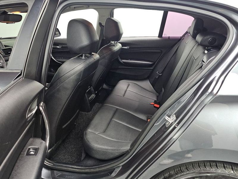 2015 BMW 1시리즈 118d Sport 5Door photo 11