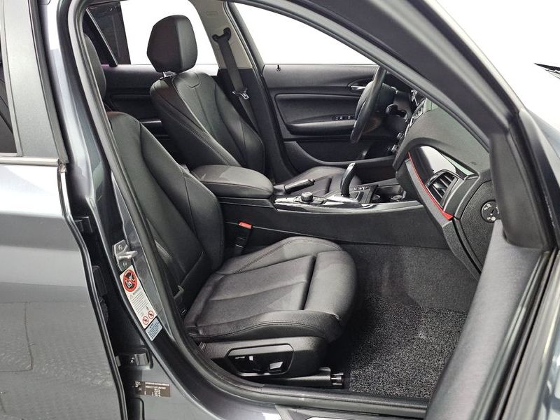 2015 BMW 1시리즈 118d Sport 5Door photo 12