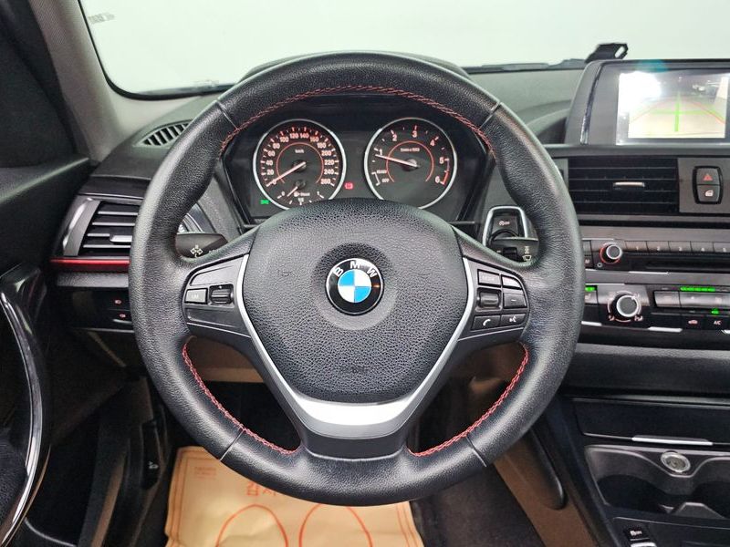2015 BMW 1시리즈 118d Sport 5Door photo 15