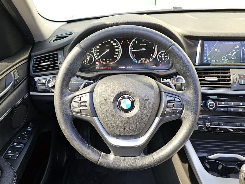 2016 BMW X3 xDrive 20d M Aerodynamic photo 13