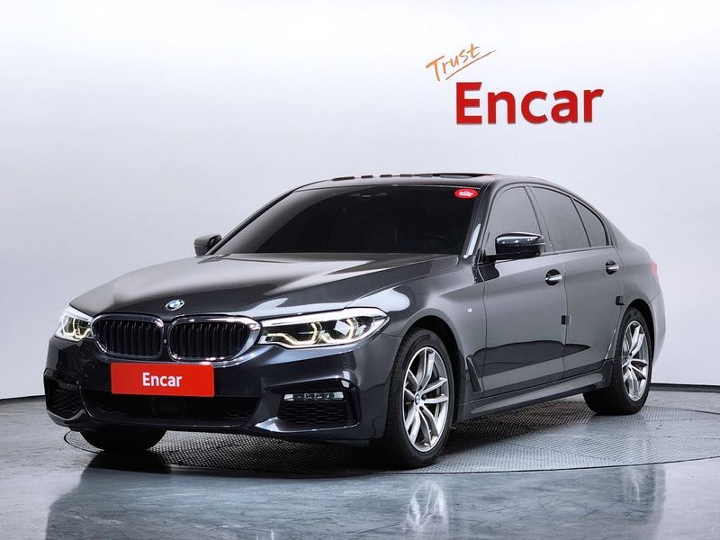2017 BMW 5 Series 520d xDrive M Sport Package Plus photo 1
