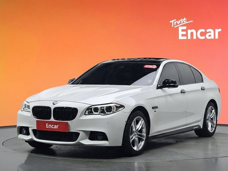 2016 BMW 5 Series 520d M Aero Dynamic photo 1