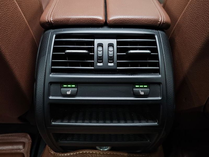 2016 BMW 5 Series 520d M Aero Dynamic photo 19
