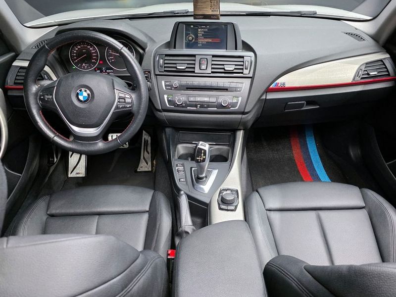 2015 BMW 1시리즈 118d Sport 5Door photo 7